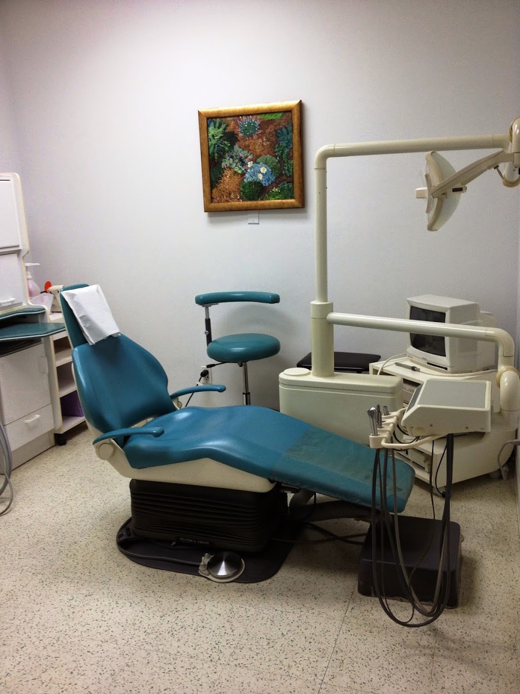 Dr. Zaric Dental Office | 557 Marlee Ave, North York, ON M6B 3J6, Canada | Phone: (416) 256-7506