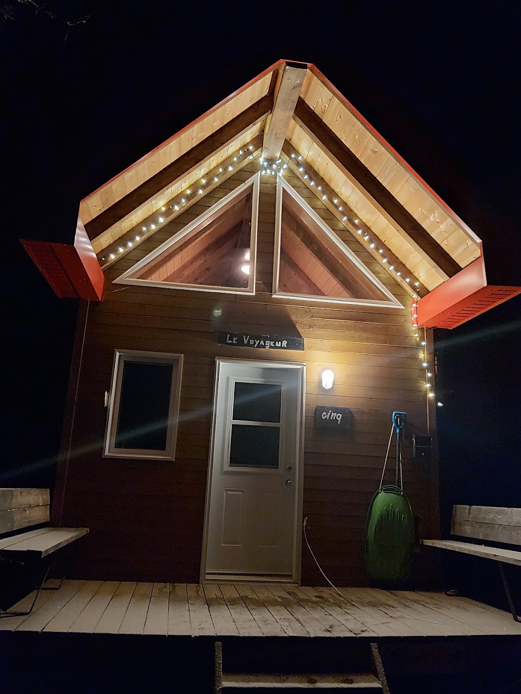Micros-Chalets des Appalaches | 142 Rue de la Rivière, Sainte-Lucie-de-Beauregard, QC G0R 3L0, Canada | Phone: (418) 223-3535