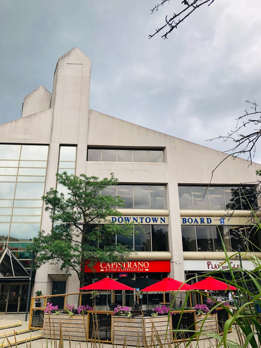 Downtown Guelph Business Association | 42 Wyndham St N, Guelph, ON N1H 4E6, Canada | Phone: (519) 836-6144