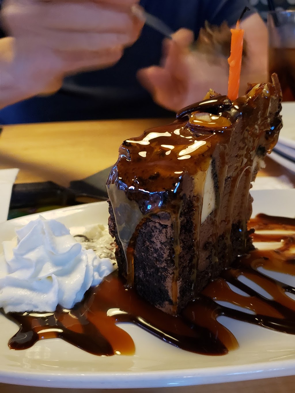 Boston Pizza | 10 Southridge Dr, Okotoks, AB T1S 1N1, Canada | Phone: (403) 995-0224