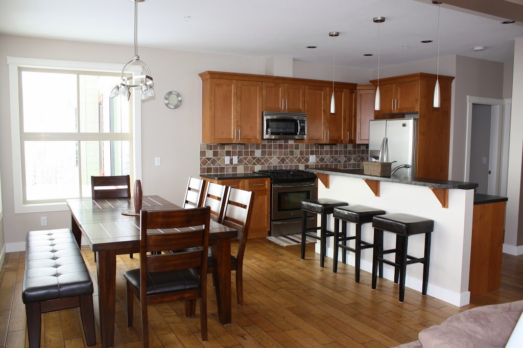 Silver Star Stays | 9802 Silver Star Rd #209, Vernon, BC V1B 3M1, Canada | Phone: (250) 241-7827