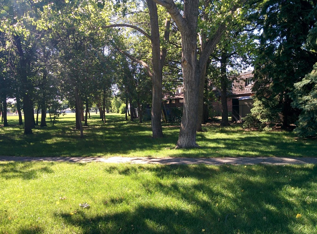 Westwood Browning Park | Westwood, Winnipeg, MB R3K, Canada