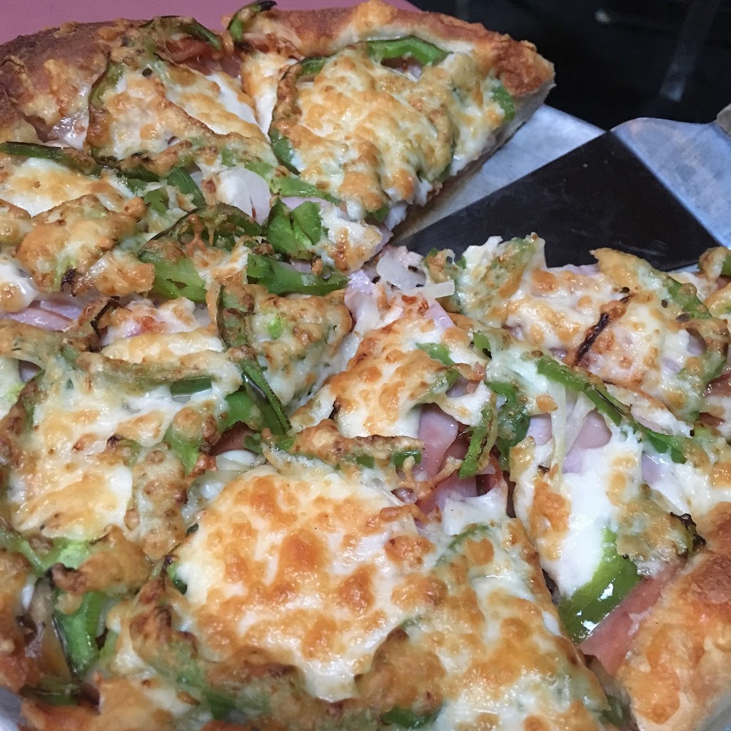 Potenzas Restaurant and Bar | 42 Parkview Ave, Grand Marais, MB R0E 0T0, Canada | Phone: (204) 754-8825