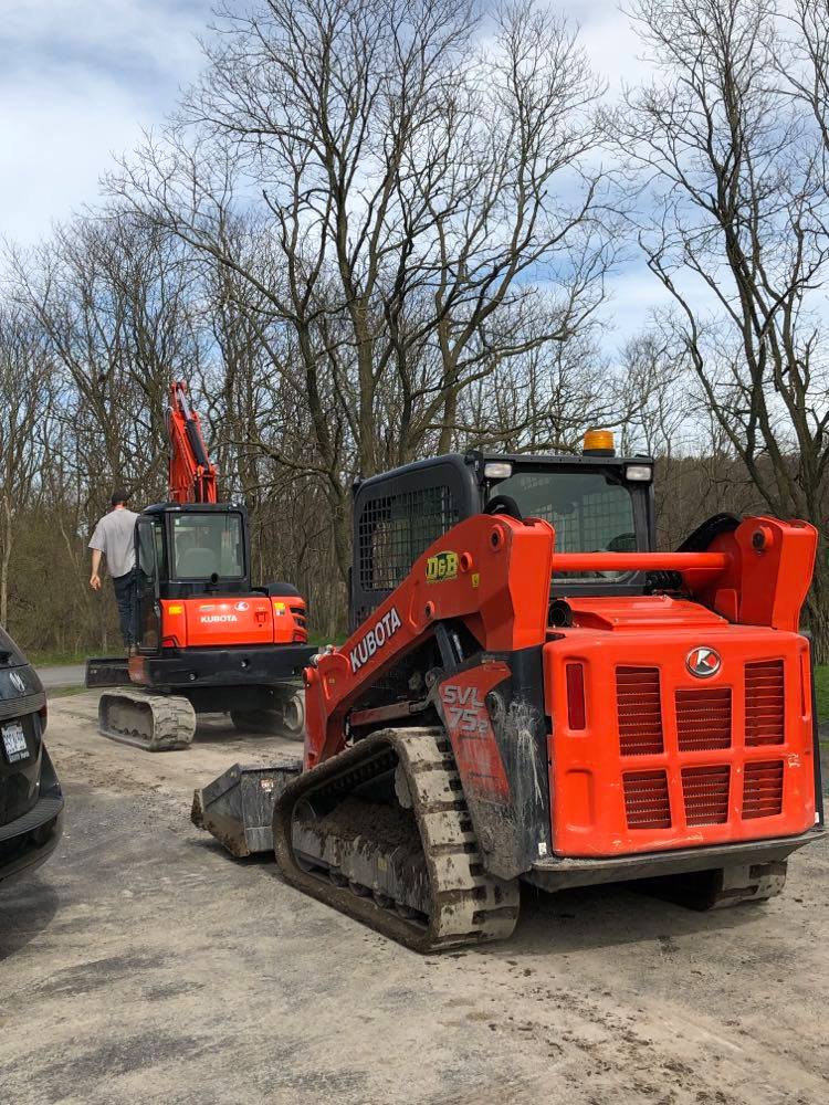 D&B Property Maintenance | 934 Bayshore Dr, Bath, ON K0H 1G0, Canada | Phone: (613) 484-9615
