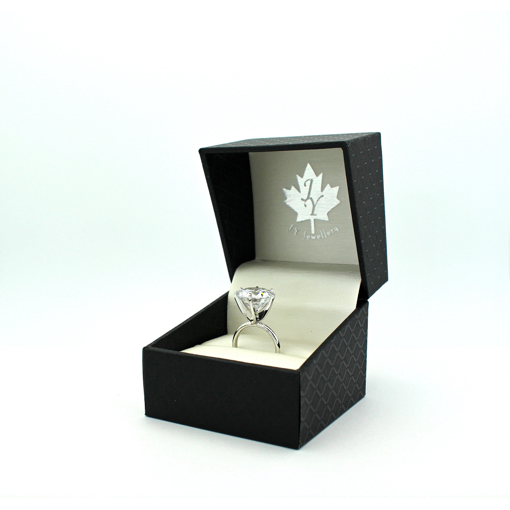 JY Jewellery | jewelry store | 207 Cross Ave, Oakville, ON L6J 2W9, Canada | 9053379200 OR +1 905-337-9200