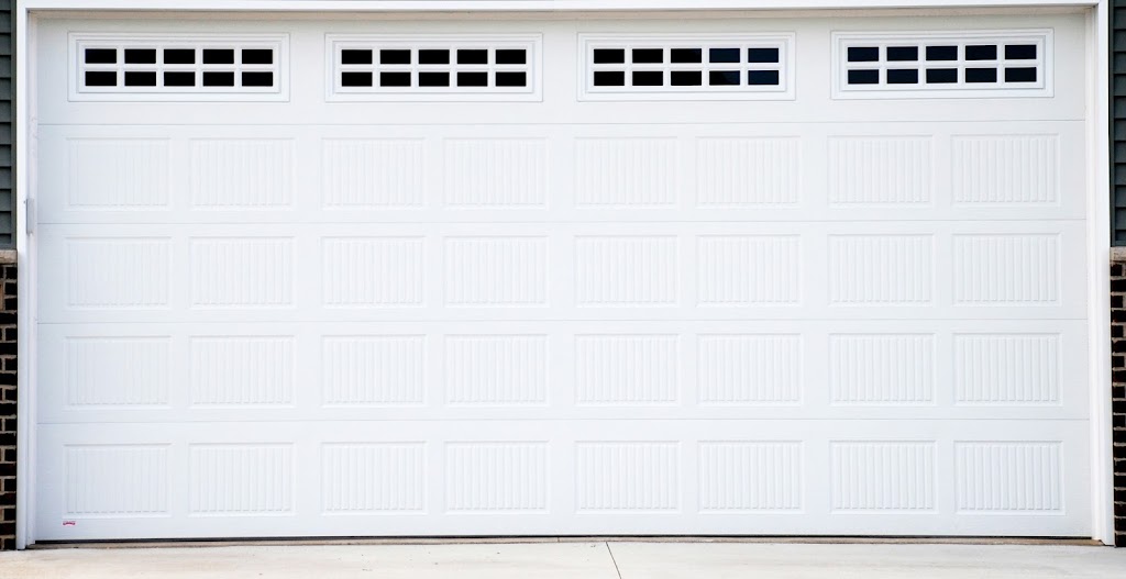 Kinnaird Garage Doors & Openers | 65 Tilley Dr, Scarborough, ON M1C 2G5, Canada | Phone: (416) 937-9201