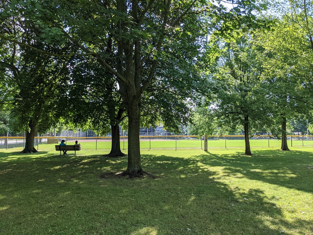 Town Park Playground | Town Park, Aurora, ON L4G 1H1, Canada | Phone: (905) 727-3123