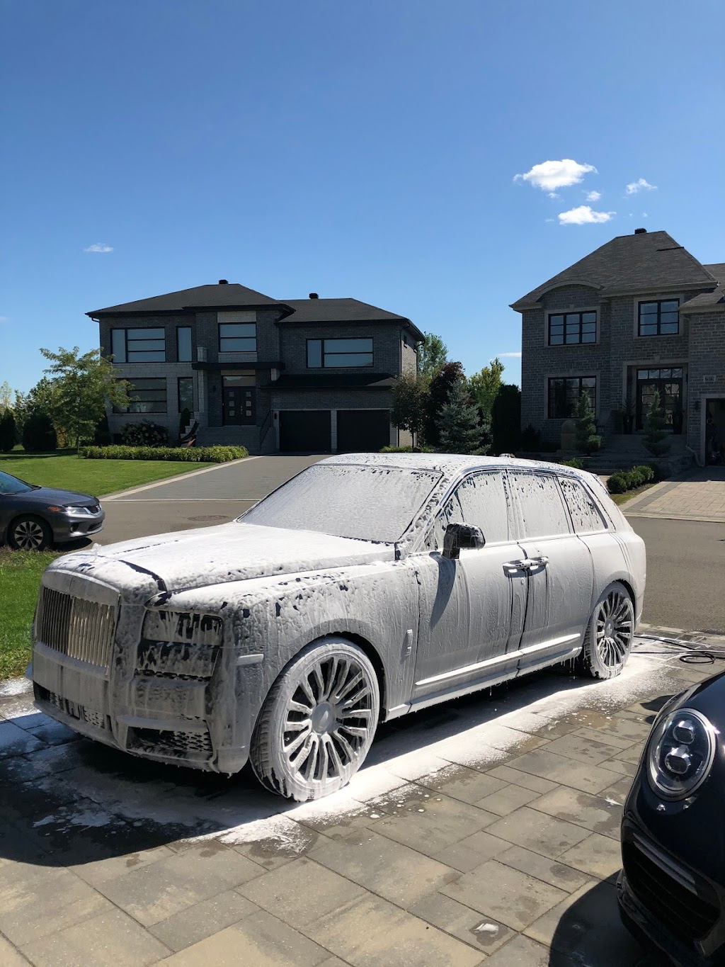 GP mobile carwash | 2789 Rue Prudentiel, Montréal, QC H7K 3M8, Canada | Phone: (514) 588-5565