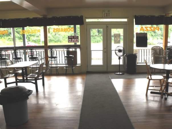Alices Pizza | 335 Bridge Ave, New Glasgow, NS B2H 5C5, Canada | Phone: (902) 752-7077