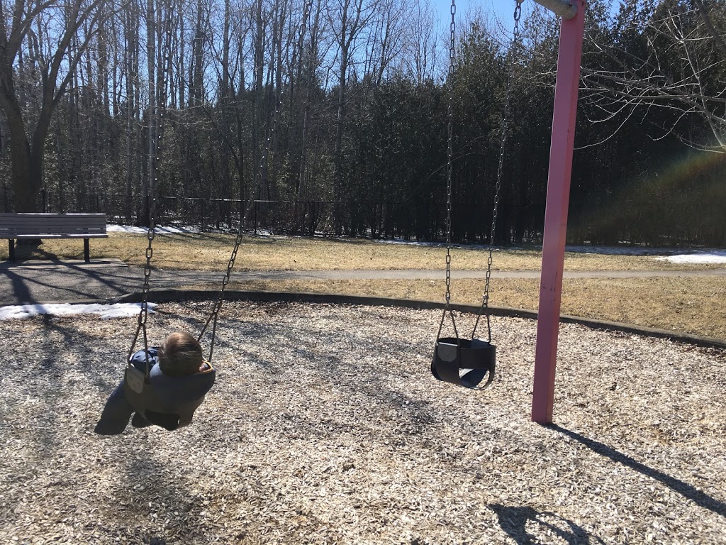 Summer Park | 493 A Summerpark Crescent, Pickering, ON L1V 7A8, Canada