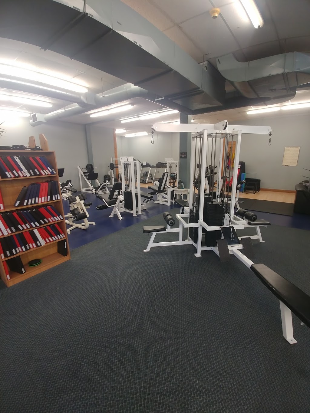 The Weight Room | 402 Laclie St, Orillia, ON L3V 4P5, Canada | Phone: (705) 327-7125
