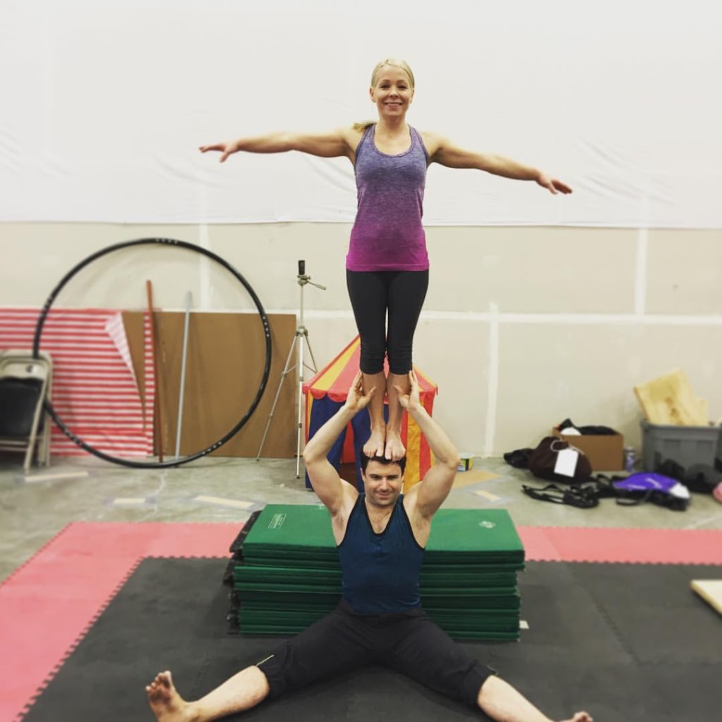 West Coast Flying Trapeze | 19055 Airport Way #105, Pitt Meadows, BC V3Y 2B4, Canada | Phone: (604) 619-1212