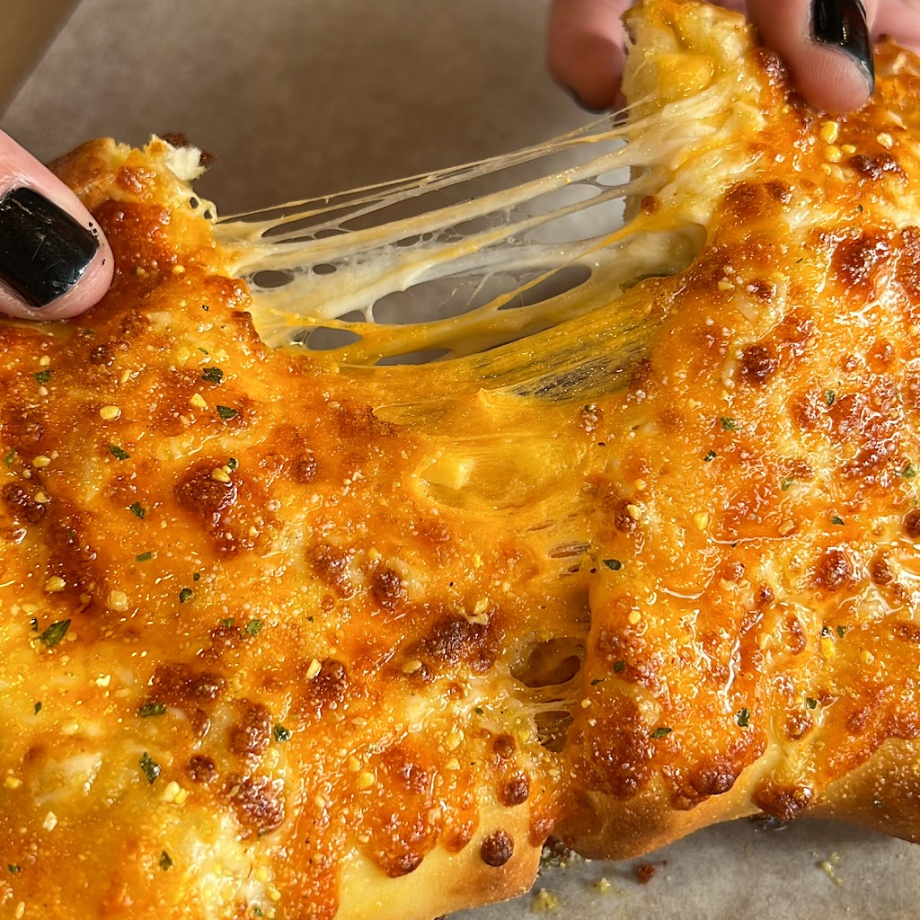Dominos Pizza | 32 Walker St, Port Dover, ON N0A 1N0, Canada | Phone: (519) 583-0110