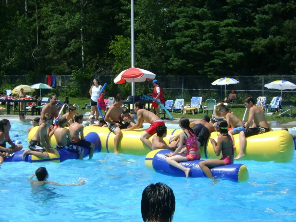 Camping Mont-Plaisant, Divertissement familial | 993 Rte de lAéroport, Roberval, QC G8H 2M9, Canada | Phone: (418) 275-0910