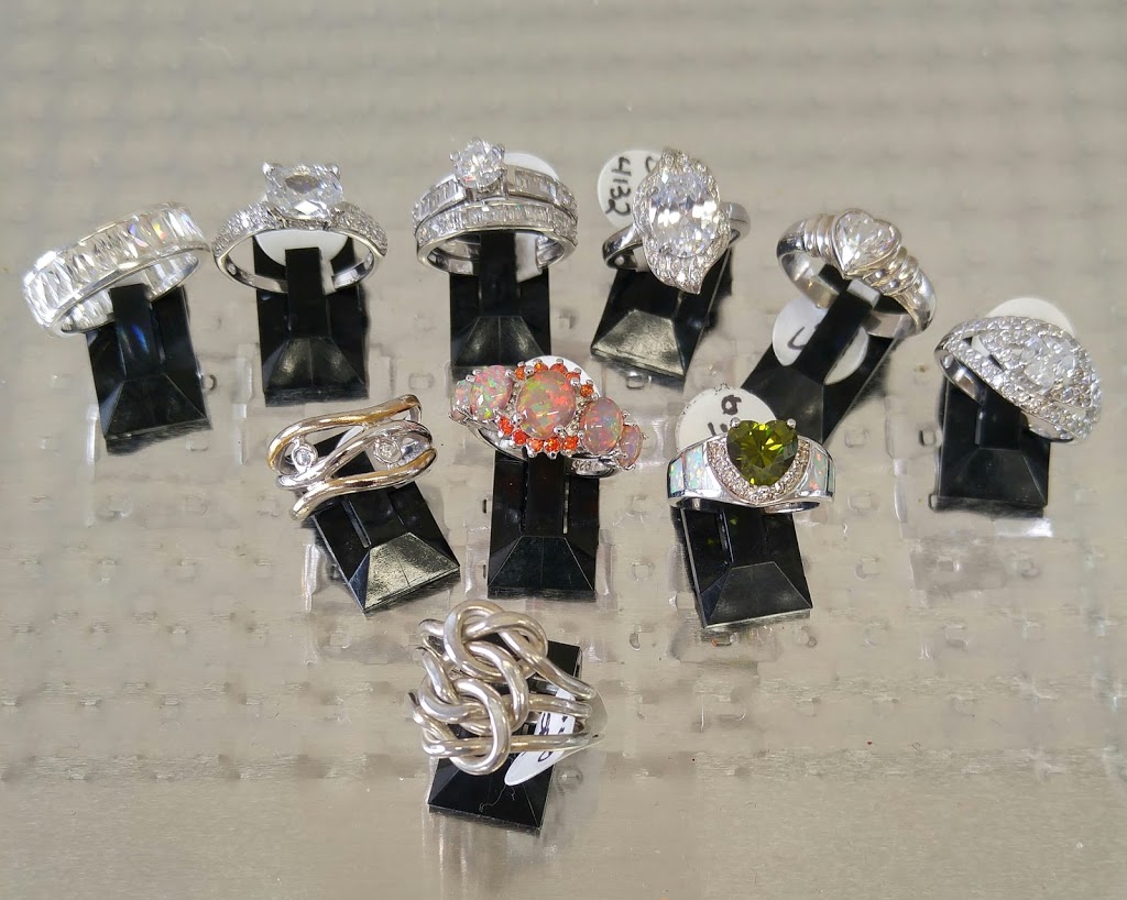 Diamond & Gold Treasures (Jewellery) | 4330 Colonel Talbot Rd, London, ON N6P 1P9, Canada | Phone: (519) 652-0526