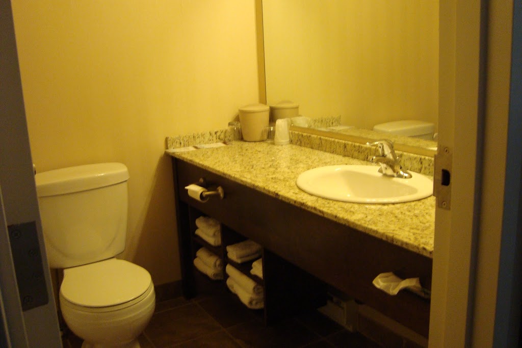 Hôtel Kennedy/Boutique | 129 Route du Président-Kennedy, Lévis, QC G6V 6C8, Canada | Phone: (418) 837-0233