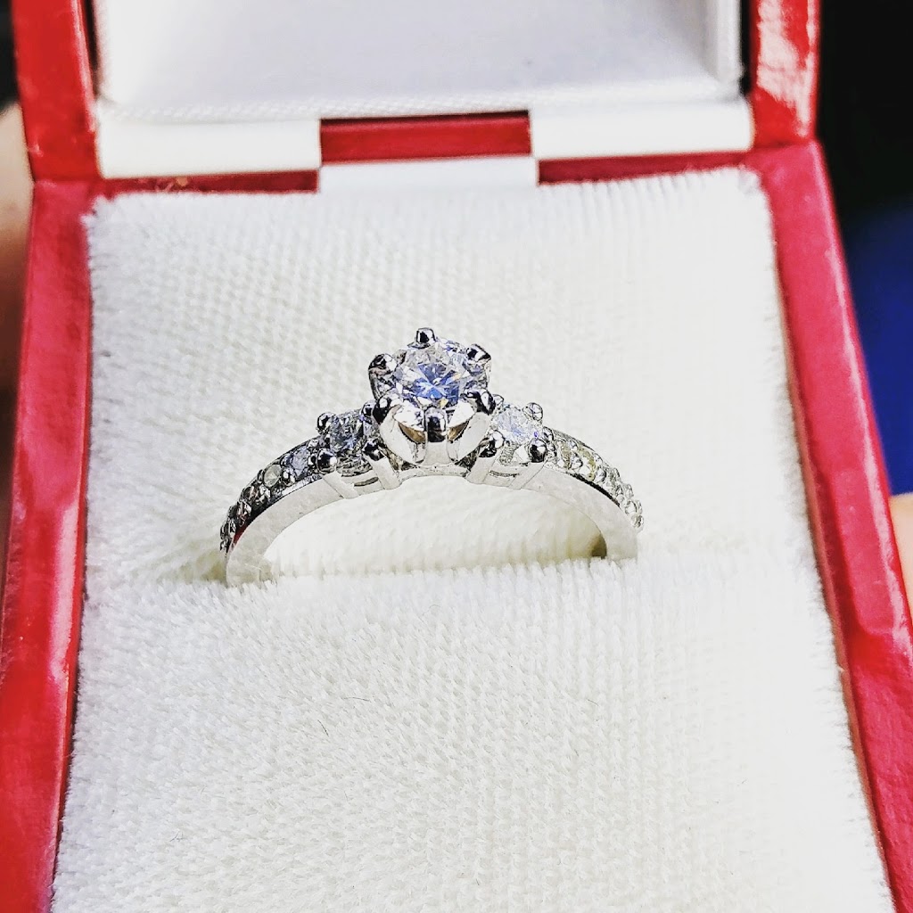 Erik Jewelers | 505 Fillmore Ave, Tonawanda, NY 14150, USA | Phone: (716) 243-8037