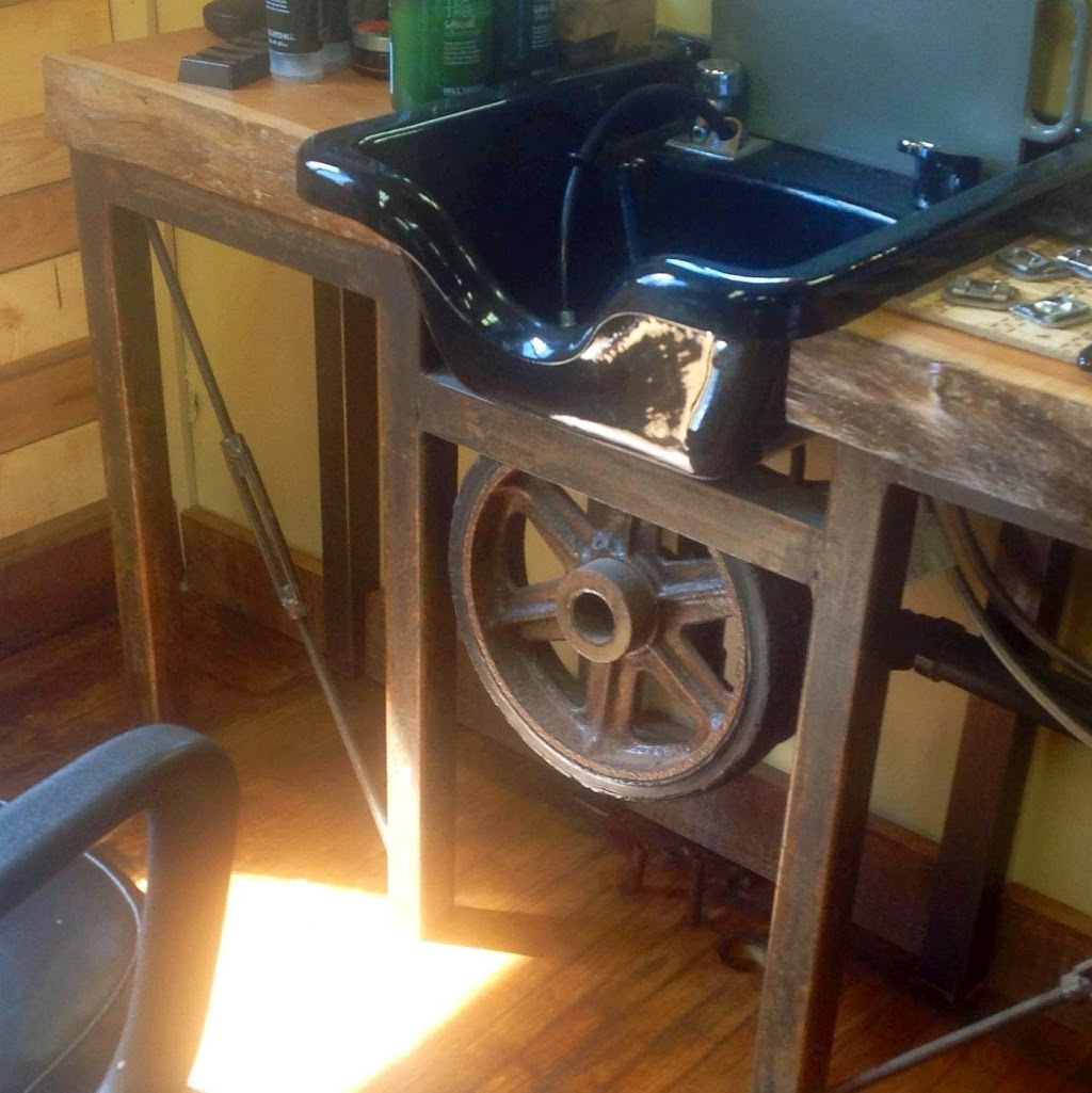 Cavalier Barbershop Salon Spa | 661 Hamilton Regional Rd 8, Stoney Creek, ON L8E 5J7, Canada | Phone: (905) 643-8866