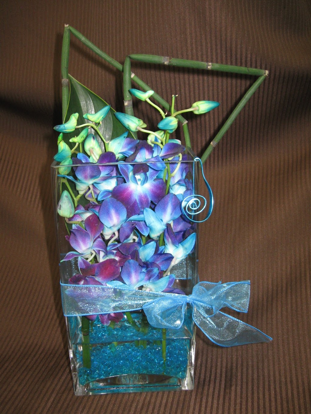 Select Roses | 3120 8 St E #112, Saskatoon, SK S7H 0W2, Canada | Phone: (306) 477-6737