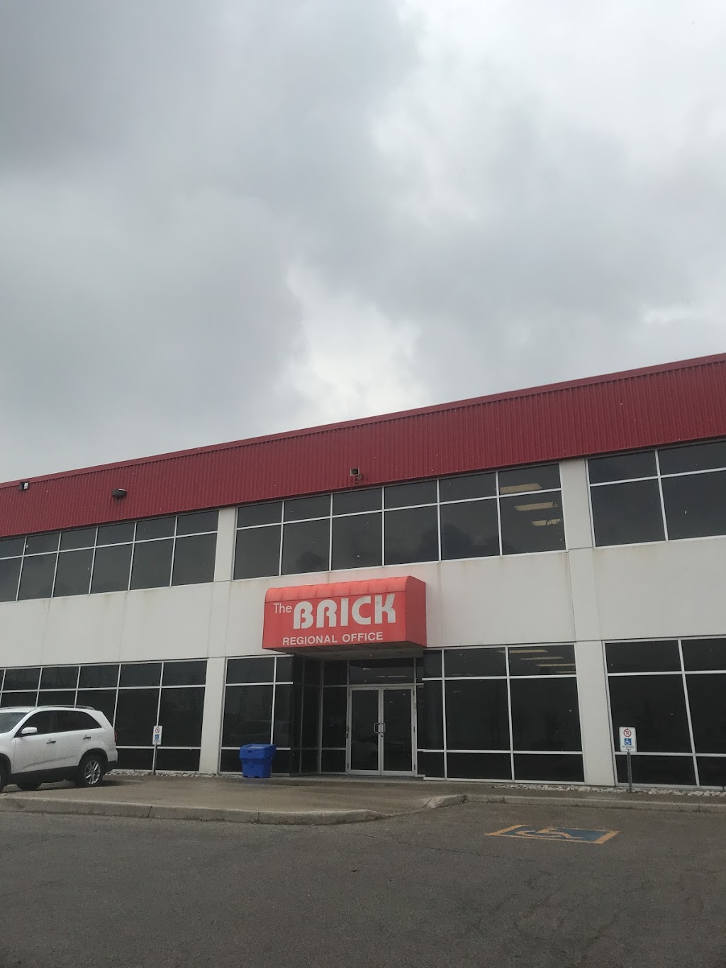 The Brick Distribution Centre | 6765 Kennedy Rd, Mississauga, ON L5T 0A2, Canada | Phone: (905) 696-3465