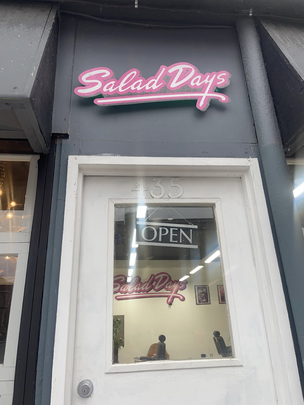 Salad Days Barbershop | 435 Sunnyside Ave, Ottawa, ON K1S 0S6, Canada | Phone: (343) 997-2998