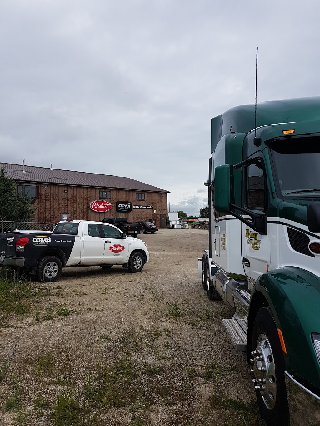 Cervus Equipment Peterbilt | 3269 Thomas St, Innisfil, ON L9S 3W5, Canada | Phone: (705) 431-7175