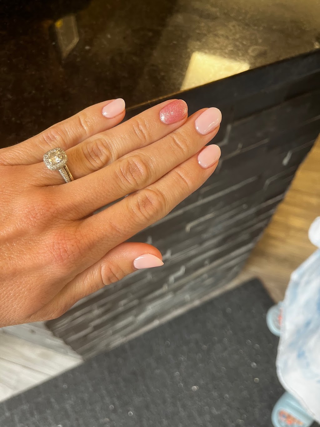 TwentyOne Nails & Spa | 474 St James St #1, London, ON N5Y 3P1, Canada | Phone: (519) 601-1688