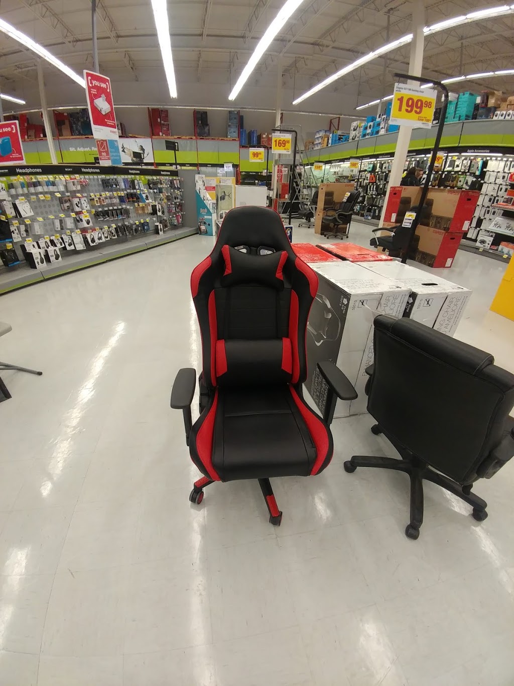 Staples | 350R Shawville Blvd SE #140, Calgary, AB T2Y 3S4, Canada | Phone: (403) 509-2260