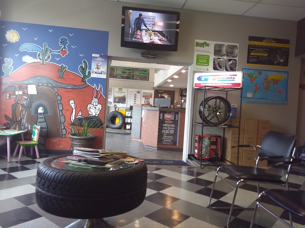 Tires First Choice | 4080 Boulevard Sainte-Rose, Laval, QC H7R 1W7, Canada | Phone: (450) 963-2114
