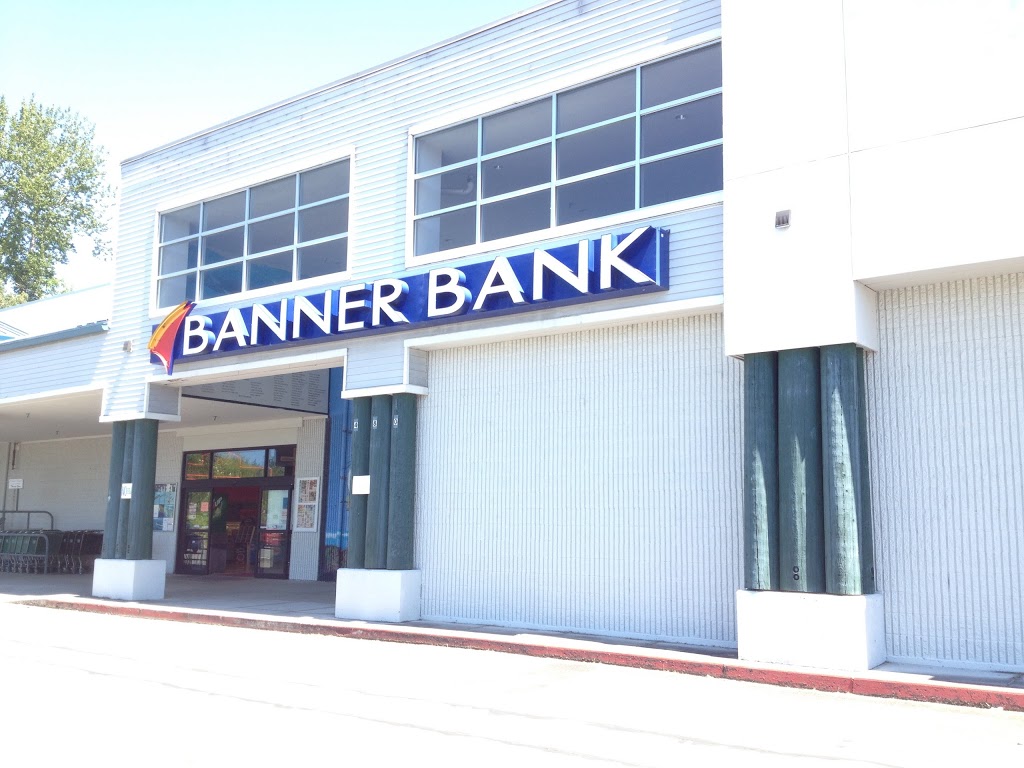 Banner Bank | 480 Tyee Dr, Point Roberts, WA 98281, USA | Phone: (360) 945-3132