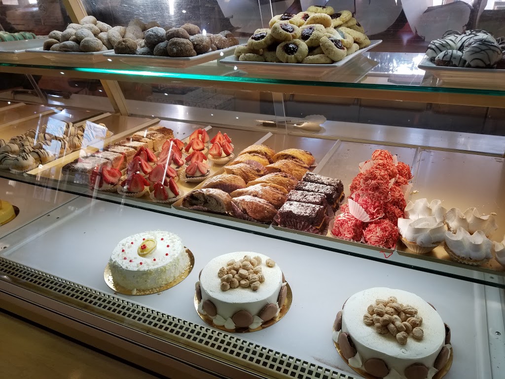 Mercato Fine Foods Bakery And Deli | 1 Queensgate Blvd, Bolton, ON L7E 2X7, Canada | Phone: (905) 857-9040