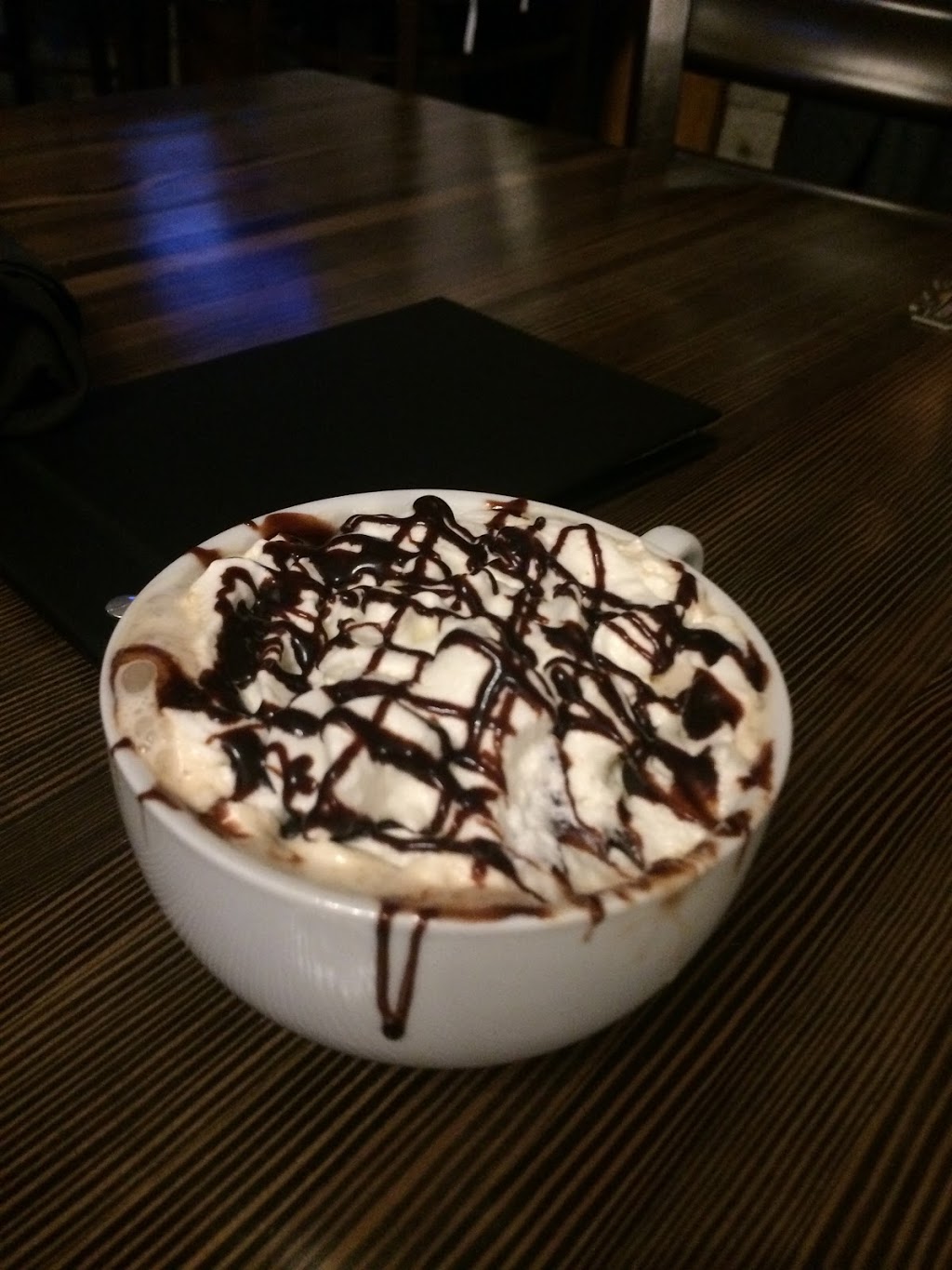 Olifunt Espresso & Wine Bistro | 1112 Osler St, Carstairs, AB T0M 0N0, Canada | Phone: (403) 337-1995