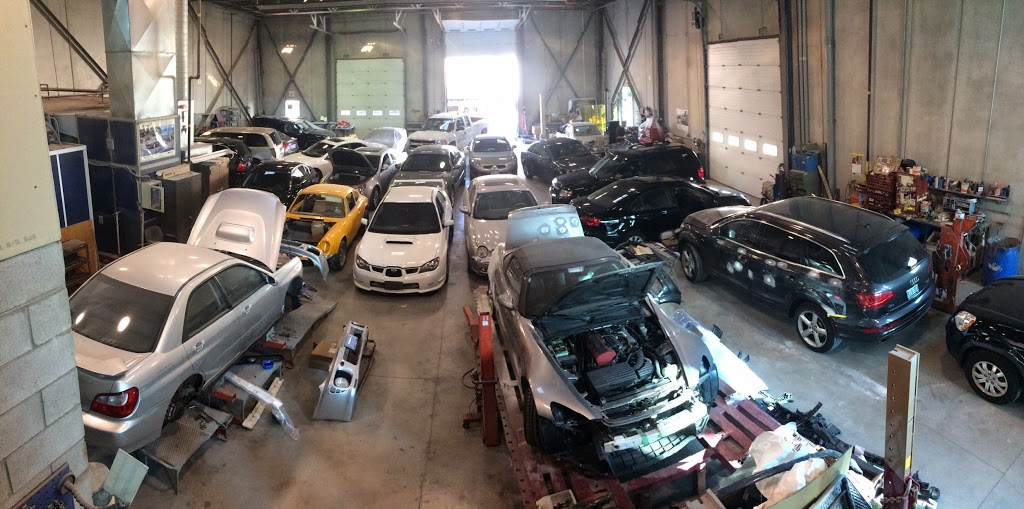 Uni-Body Collision Ltd | 1880 Meyerside Dr, Mississauga, ON L5T 1B4, Canada | Phone: (905) 670-3300