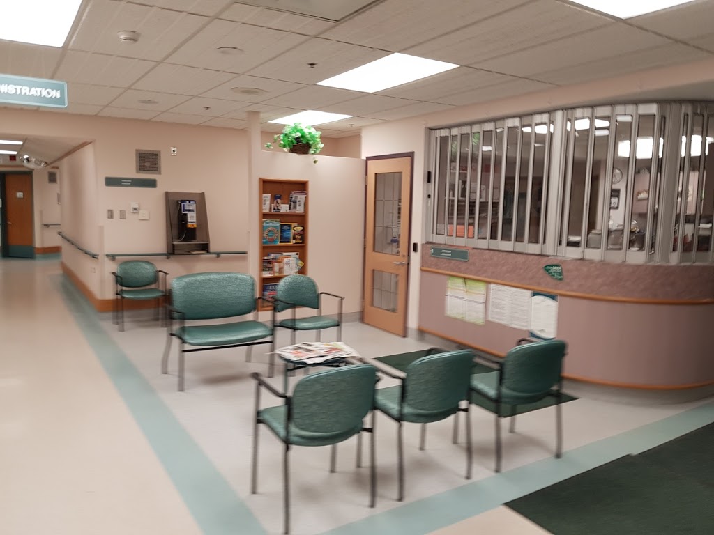 De Salaberry District Health Centre | hospital | 354 Avenue Prefontaine, Saint-Pierre-Jolys, MB R0A 1V0, Canada | 2044337611 OR +1 204-433-7611
