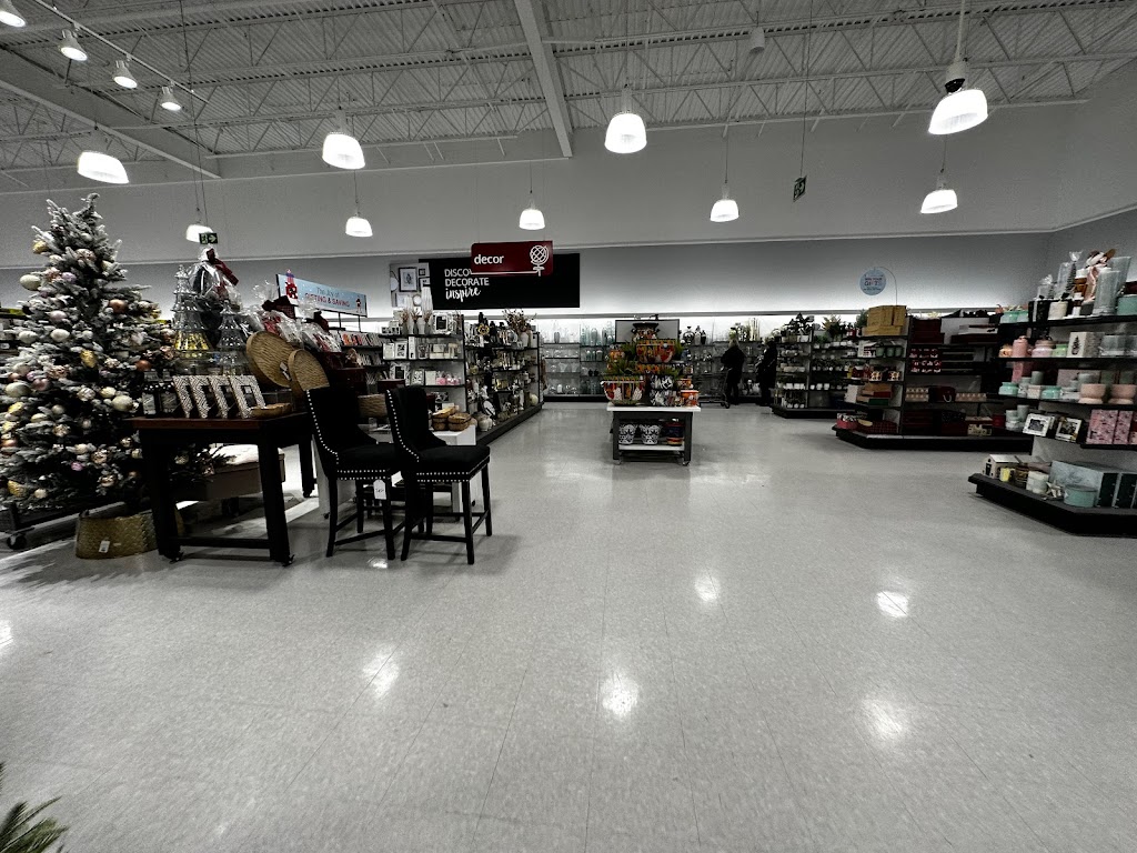 Homesense | 10 Goulding Ave, Aurora, ON L4G 7B8, Canada | Phone: (905) 726-1485