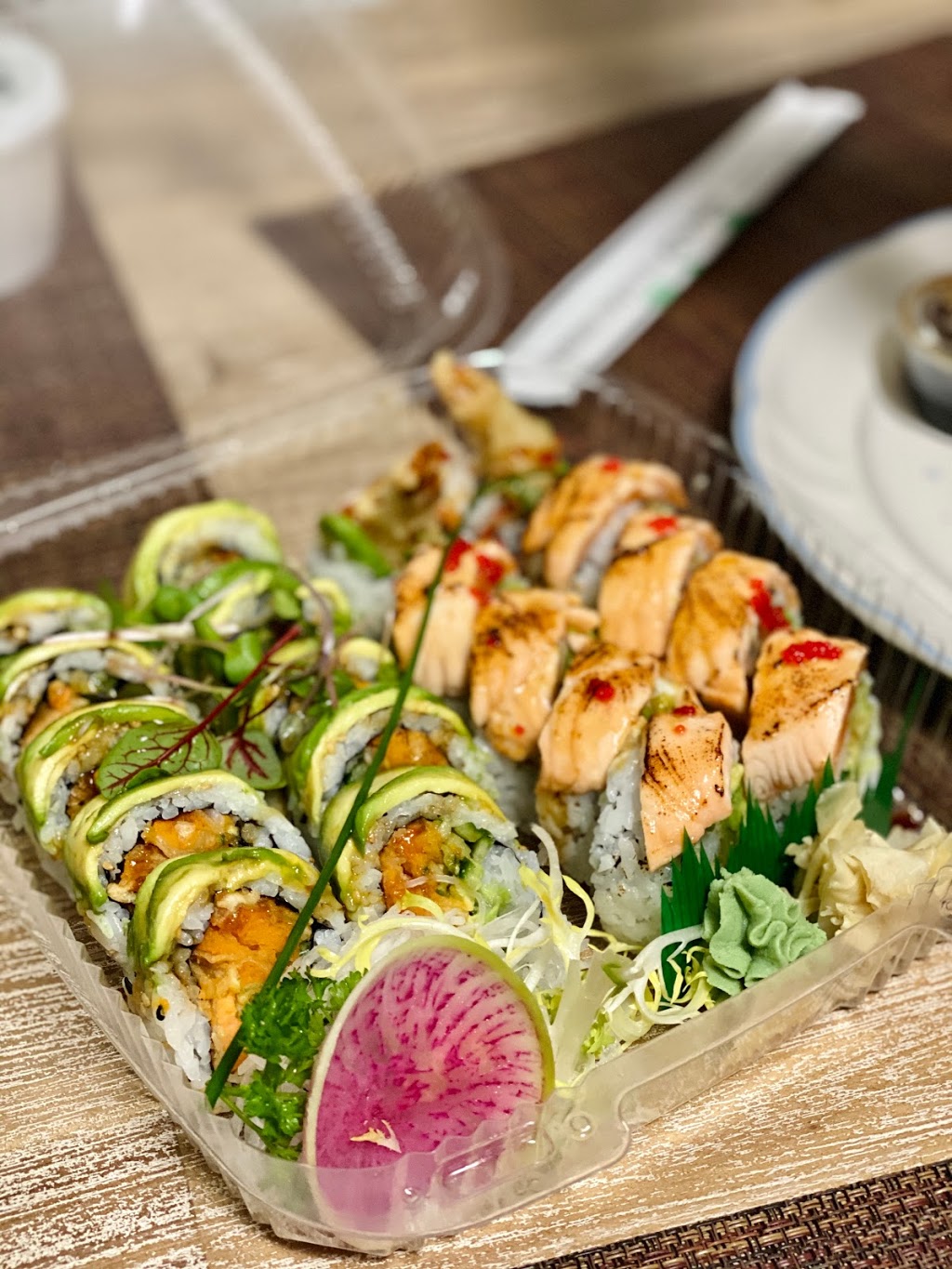 Tokami sushi | 3858 Bloor St W, Etobicoke, ON M9B 1L1, Canada | Phone: (647) 350-2288