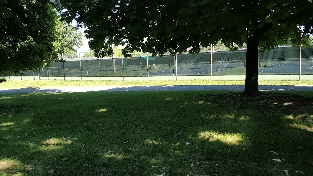 Unionville Tennis Club | 73 Carlton Rd, Unionville, ON L3R 2B1, Canada | Phone: (905) 470-7059