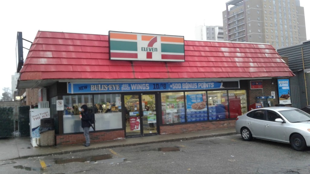 7-Eleven | 256 King St N, Waterloo, ON N2J 2Y9, Canada | Phone: (519) 886-6138