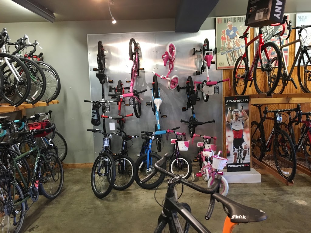 Handlebars Cycle Company | 685 Englewood Ave, Buffalo, NY 14223, USA | Phone: (716) 835-0334