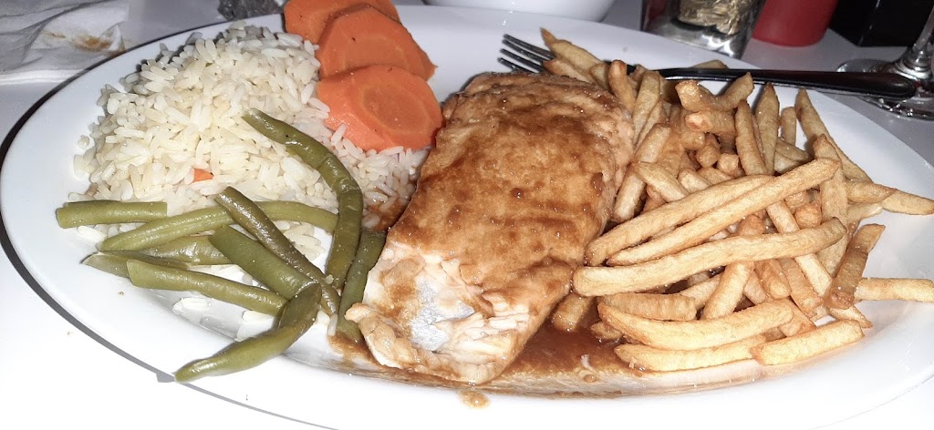 Le St-Alex | 121 Rue Alexandre, Salaberry-de-Valleyfield, QC J6S 3K3, Canada | Phone: (450) 373-6996