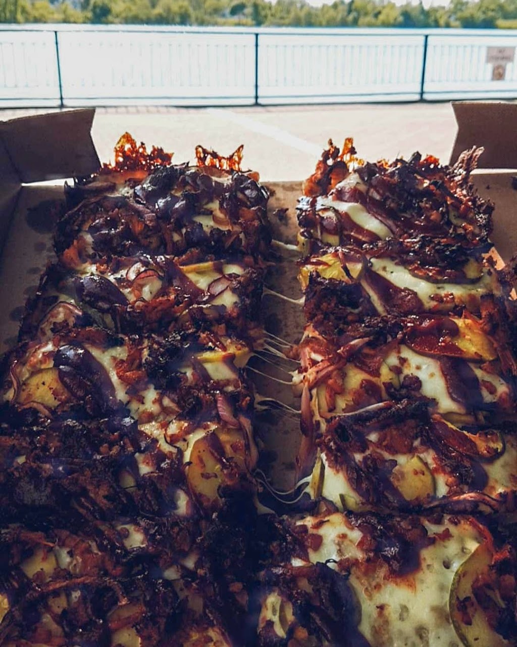 Armandos Pizza & Xaco Taco - Amherstburg - Dine-in, Takeout & D | 421 Sandwich St S, Amherstburg, ON N9V 3K8, Canada | Phone: (519) 736-1736