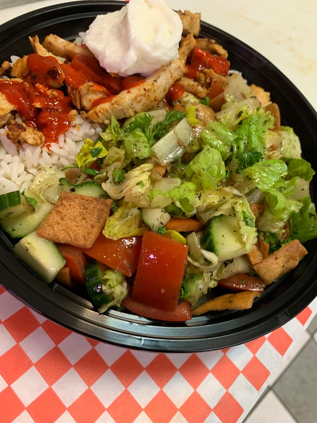 Island Cafe | 680 Wyandotte St E, Windsor, ON N9A 3J2, Canada | Phone: (519) 252-3621