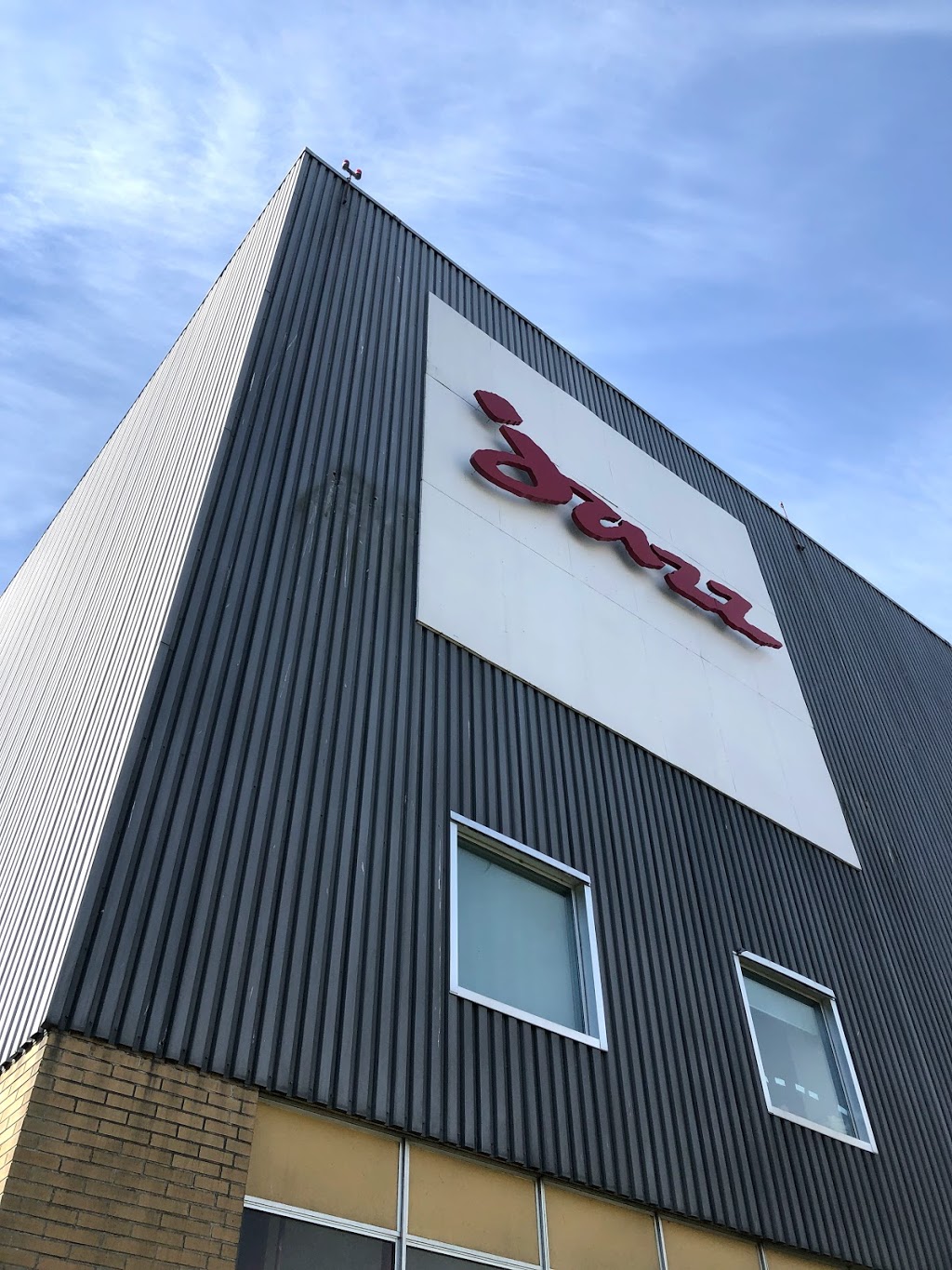 Jazz Aviation LP | 5520 Miller Rd, Richmond, BC V7B 1L9, Canada | Phone: (902) 873-5000