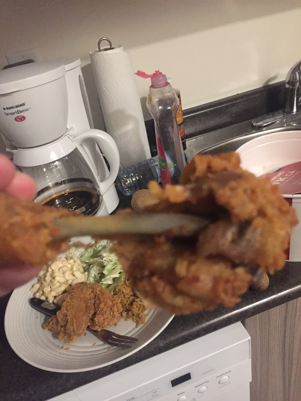 KFC | 31 Tapscott Rd, Scarborough, ON M1B 4Y7, Canada | Phone: (416) 292-7140