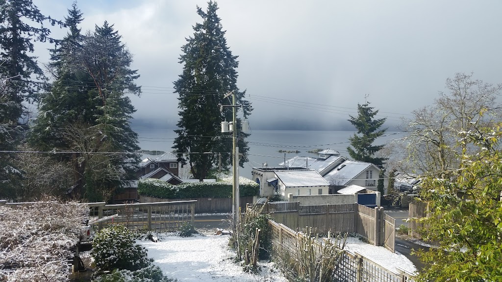 Vesuvius Villas | 770 Vesuvius Bay Rd, Salt Spring Island, BC V8K 1L6, Canada | Phone: (250) 537-9768