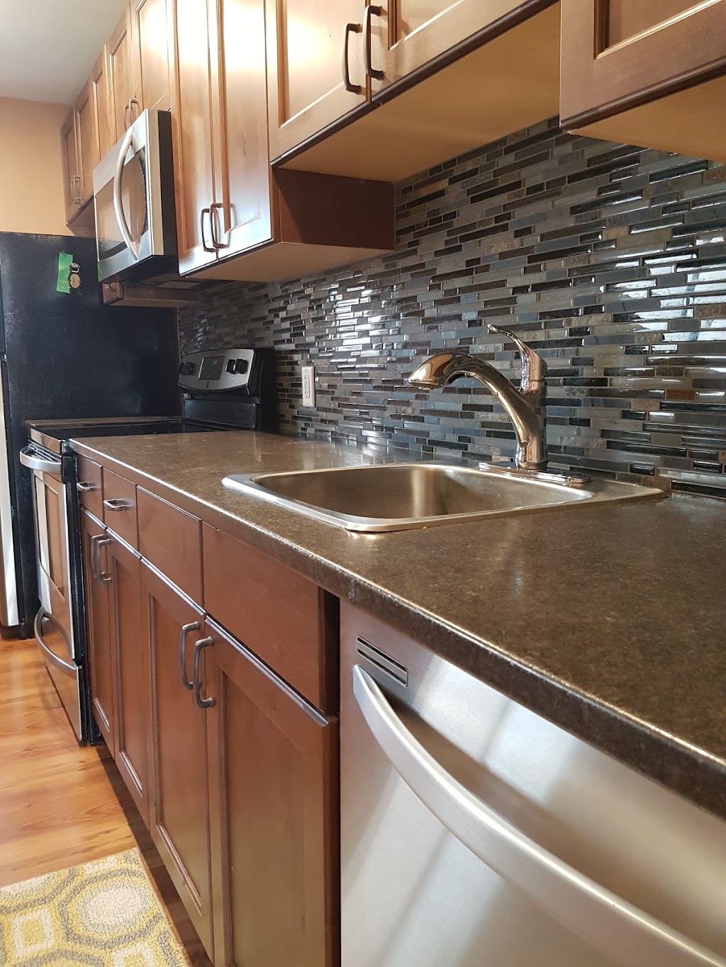 The Black Bear Den (Rental) | 2624 Coalmont Rd, Tulameen, BC V0X 2L0, Canada | Phone: (778) 558-5746