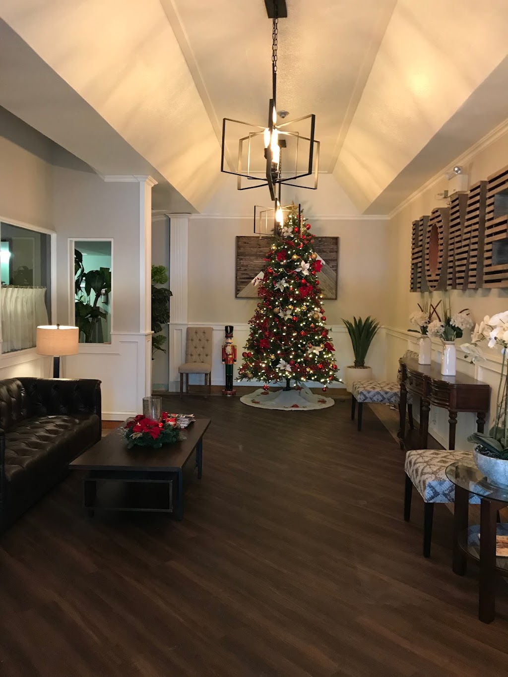 Western Lodge | 2665 Warren Ave, Kimberley, BC V1A 1T7, Canada | Phone: (250) 391-0117