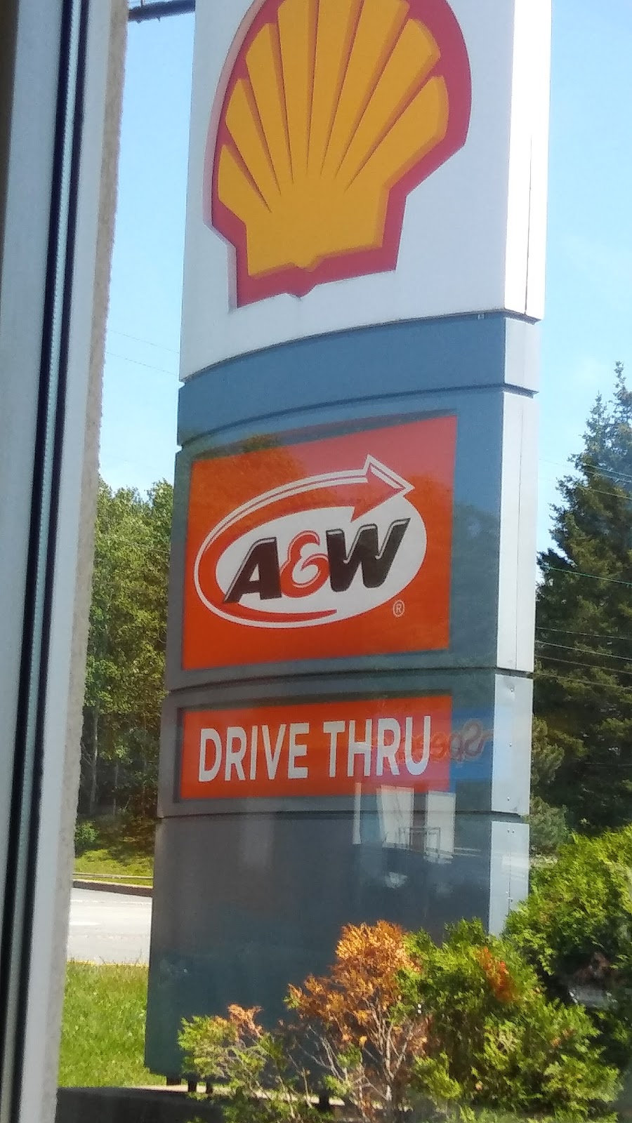 A&W Canada | 1748 Bedford Hwy, Bedford, NS B4A 1G2, Canada | Phone: (902) 418-4855