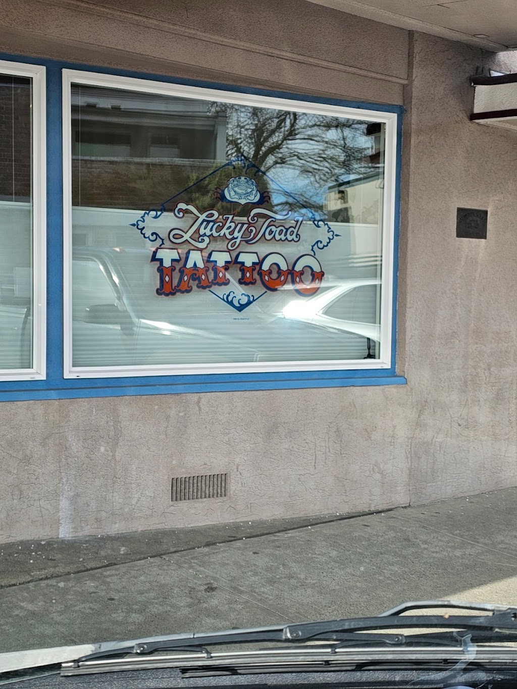 Lucky Toad Tattoo | 141 Jubilee St, Duncan, BC V9L 1W6, Canada | Phone: (250) 737-3792