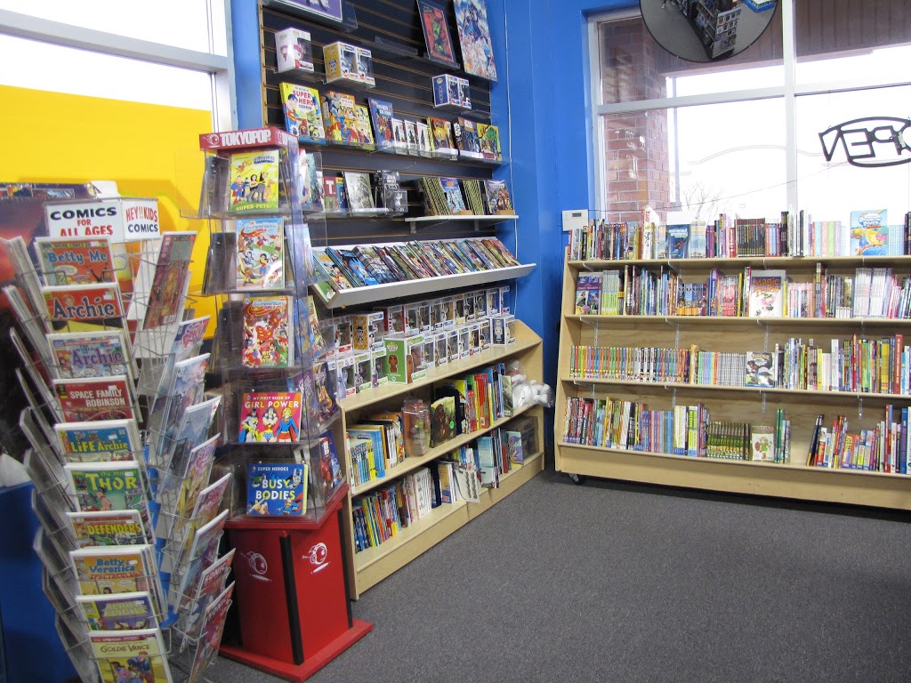 Big B Comics | book store | 241 Essa Rd, Barrie, ON L4N 6B7, Canada | 7057391513 OR +1 705-739-1513